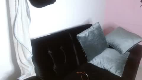 Snapshot of sofiasexygirl69 chatting on 06-19-26, 12:20 sofiasexygirl69 online show from 06-19-26, 12:20