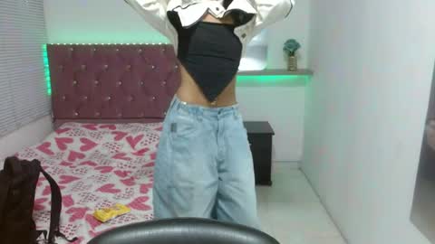 Snapshot of sofiasexygirl69 chatting on 07-13-26, 01:36 sofiasexygirl69 online show from 07-13-26, 01:36