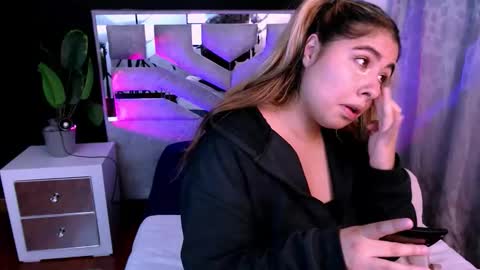 SOFIA online show from 04-21-26, 01:50