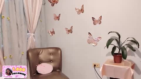 Sofi Bella online show from 10-06-25, 03:31