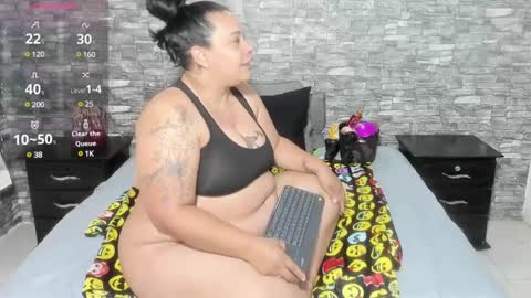 Vicky  online show from 01-24-25, 09:49