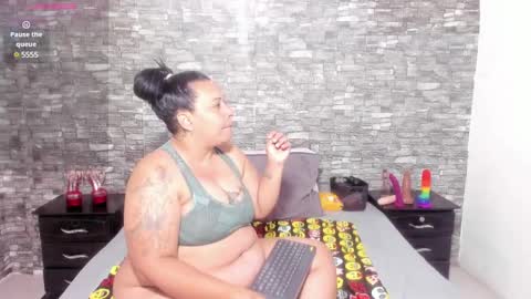 Vicky  online show from 01-31-25, 10:20