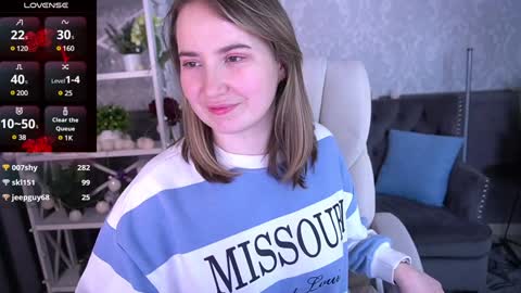 Sofie online show from 01-16-25, 03:56