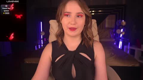 Sofie online show from 01-21-25, 04:48