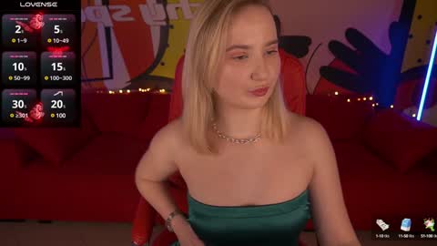 Sofie online show from 02-02-25, 09:13