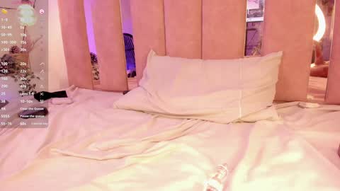 Snapshot of sofiesoft chatting on 01-30-25, 06:54 Sofie online show from 01-30-25, 06:54