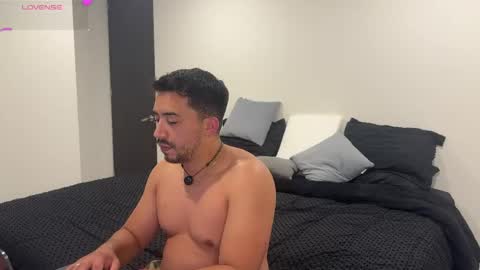 Snapshot of sofii_n_diego chatting on 04-26-26, 11:13 sofii_n_diego online show from 04-26-26, 11:13