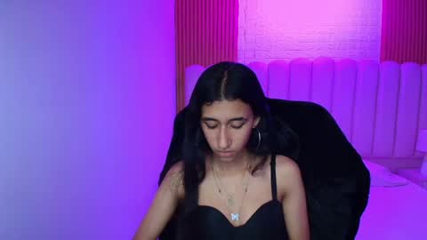 Snapshot of sofii_tk chatting on 05-09-26, 03:34 Sofii online show from 05-09-26, 03:34