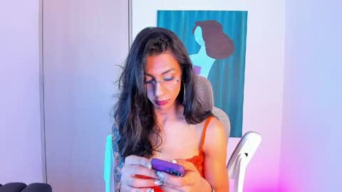 Snapshot of sofiia_grey_ chatting on 05-24-26, 06:02 Sofi online show from 05-24-26, 06:02