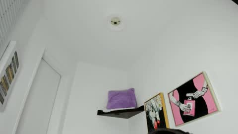 sofiia rodriguez online show from 11-24-25, 12:05