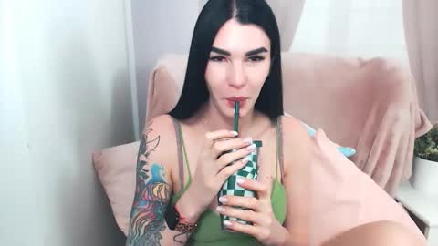 sofiiadream online show from 05-12-26, 07:11