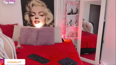 Sofiibell online show from 11-14-25, 01:04