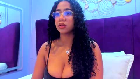 sofiifox online show from 10-05-25, 12:58