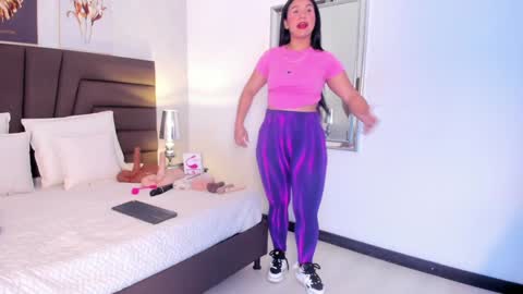      online show from 02-08-25, 11:33