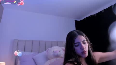 Sofia online show from 09-26-25, 04:27