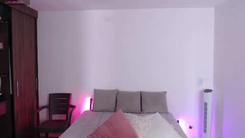Snapshot of sofix_ chatting on 07-29-26, 07:34 Lau online show from 07-29-26, 07:34