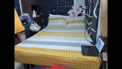 Angel online show from 11-01-25, 04:25