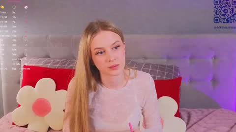 Snapshot of soft_babe chatting on 05-09-26, 09:09 Milisa online show from 05-09-26, 09:09