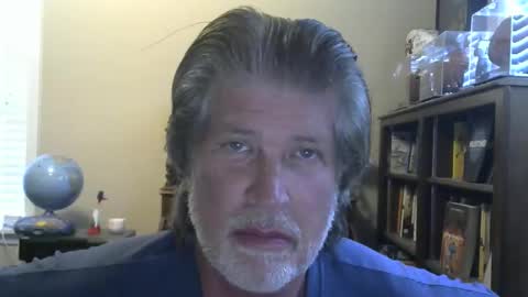 Snapshot of softasiron1 chatting on 04-15-26, 09:15 Brett online show from 04-15-26, 09:15