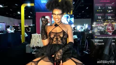 Chloe Kiwi online show from 11-08-25, 08:51