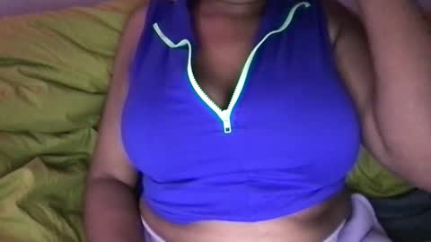 Jade online show from 12-19-25, 04:08