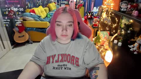 Sofie online show from 01-07-25, 02:42