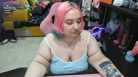 Sofie online show from 04-01-26, 02:23