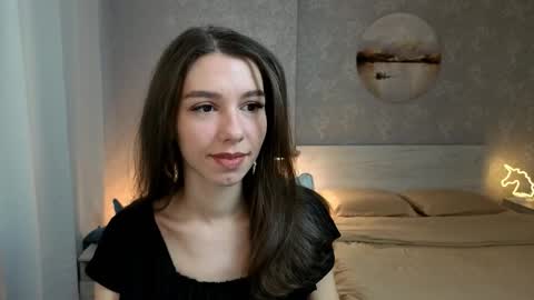 Snapshot of softwine chatting on 09-19-25, 12:17 Kelly online show from 09-19-25, 12:17