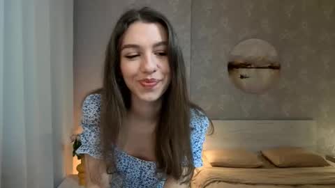 Snapshot of softwine chatting on 10-05-25, 01:42 Kelly online show from 10-05-25, 01:42