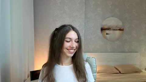 Snapshot of softwine chatting on 10-22-25, 01:44 Kelly online show from 10-22-25, 01:44