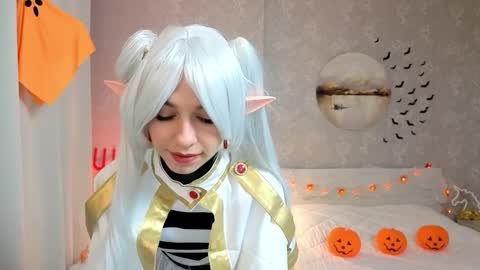 Snapshot of softwine chatting on 10-30-25, 04:30 Kelly online show from 10-30-25, 04:30