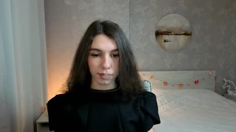 Snapshot of softwine chatting on 11-11-25, 03:23 Kelly online show from 11-11-25, 03:23