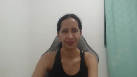 Sol lucia online show from 04-21-26, 01:50