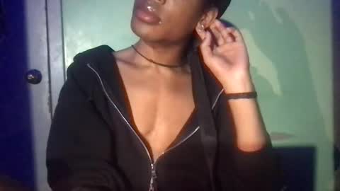 SolaceEve online show from 02-17-25, 12:32