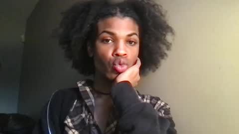 SolaceEve online show from 10-30-25, 08:09