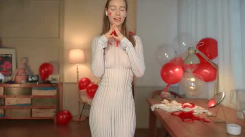 Bella online show from 02-14-25, 03:05