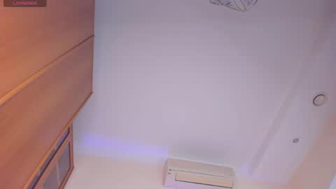 Nana online show from 05-24-26, 01:05