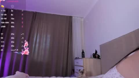 Snapshot of solar_marin chatting on 11-26-25, 10:27 Rin online show from 11-26-25, 10:27