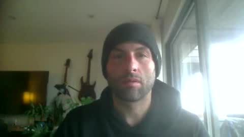 Snapshot of solarpwredlove chatting on 12-16-25, 07:19 solarpwredlove online show from 12-16-25, 07:19