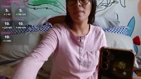 Snapshot of solatinamua chatting on 09-27-25, 07:30 solatinamua online show from 09-27-25, 07:30