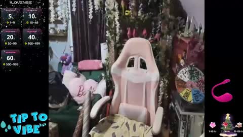 Snapshot of solesticia chatting on 12-22-24, 05:01 solesticia online show from 12-22-24, 05:01