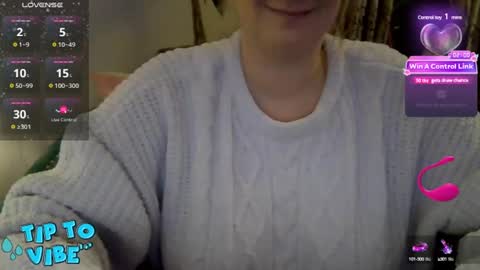 Snapshot of solesticia chatting on 01-09-25, 01:08 solesticia online show from 01-09-25, 01:08