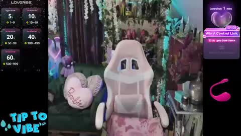 Snapshot of solesticia chatting on 01-27-25, 01:48 solesticia online show from 01-27-25, 01:48