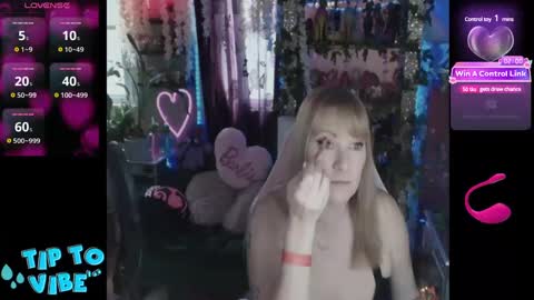 Snapshot of solesticia chatting on 02-27-25, 06:42 solesticia online show from 02-27-25, 06:42