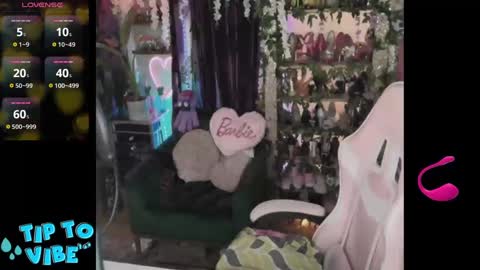 Snapshot of solesticia chatting on 03-07-25, 01:31 solesticia online show from 03-07-25, 01:31