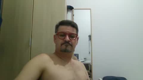 solitariodf2022 online show from 10-14-25, 12:11