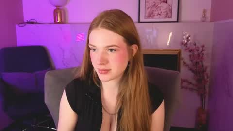 Snapshot of sollarkristy chatting on 05-05-26, 06:32 sollarkristy online show from 05-05-26, 06:32