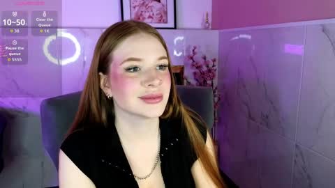 Snapshot of sollarkristy chatting on 05-06-26, 02:11 sollarkristy online show from 05-06-26, 02:11
