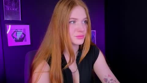 Snapshot of sollarkristy chatting on 05-17-26, 02:02 sollarkristy online show from 05-17-26, 02:02