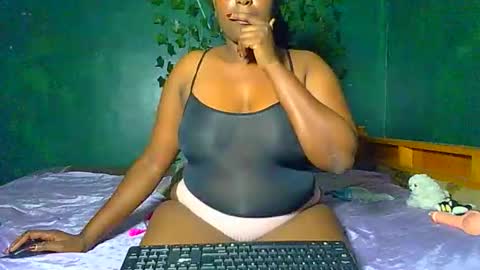 Snapshot of sollybunny chatting on 04-26-26, 02:09 Solly bunny online show from 04-26-26, 02:09